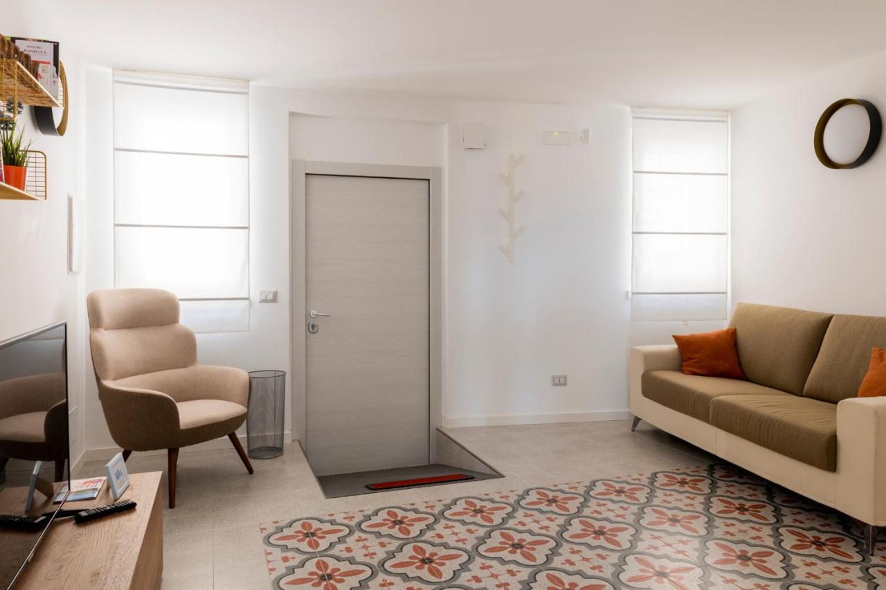 Mastu Gilardo Apartment San Pietro al Tanagro Luaran gambar
