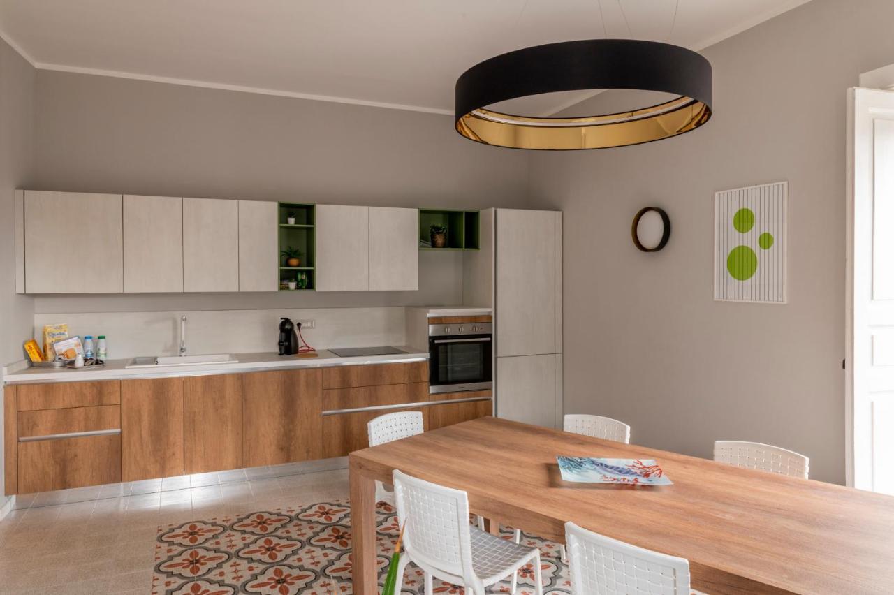 Mastu Gilardo Apartment San Pietro al Tanagro Luaran gambar