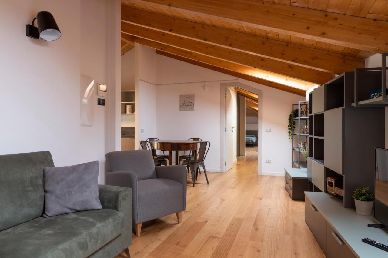 Mastu Gilardo Apartment San Pietro al Tanagro Luaran gambar